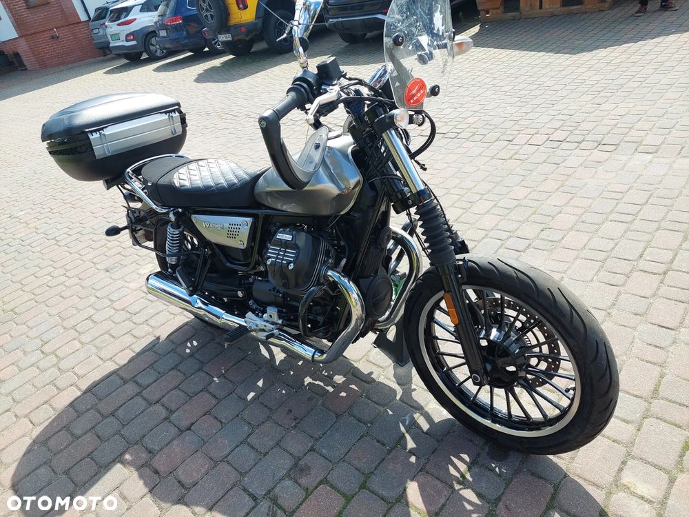 Moto Guzzi V9 - 7