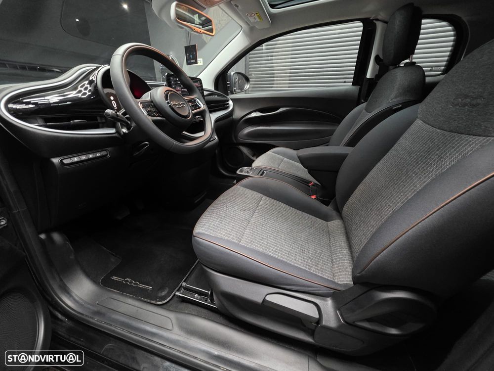Fiat 500e 3 + 1 42 kWh Icon - 11