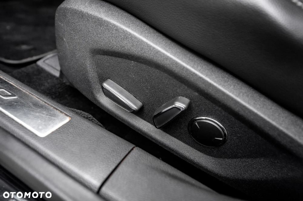 Ford Mondeo Turnier 2.0 TDCi Start-Stopp Titanium - 26