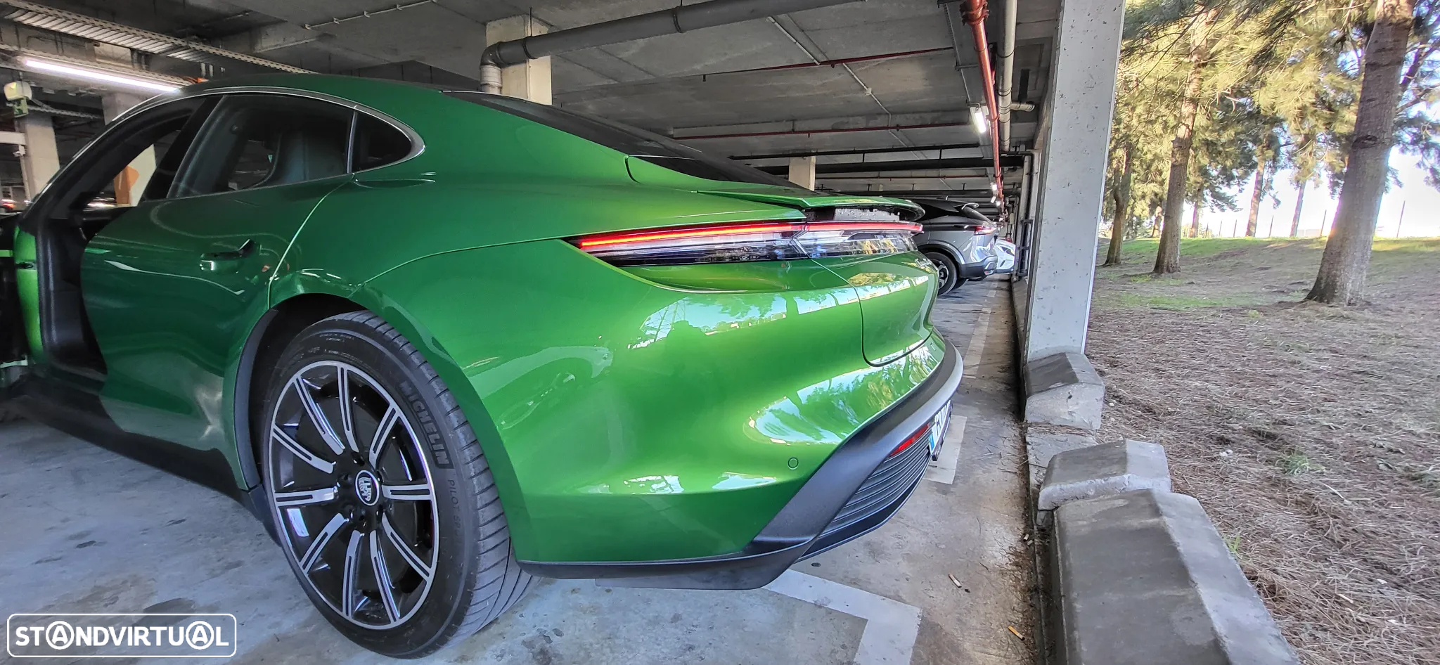 Porsche Taycan 4S - 20