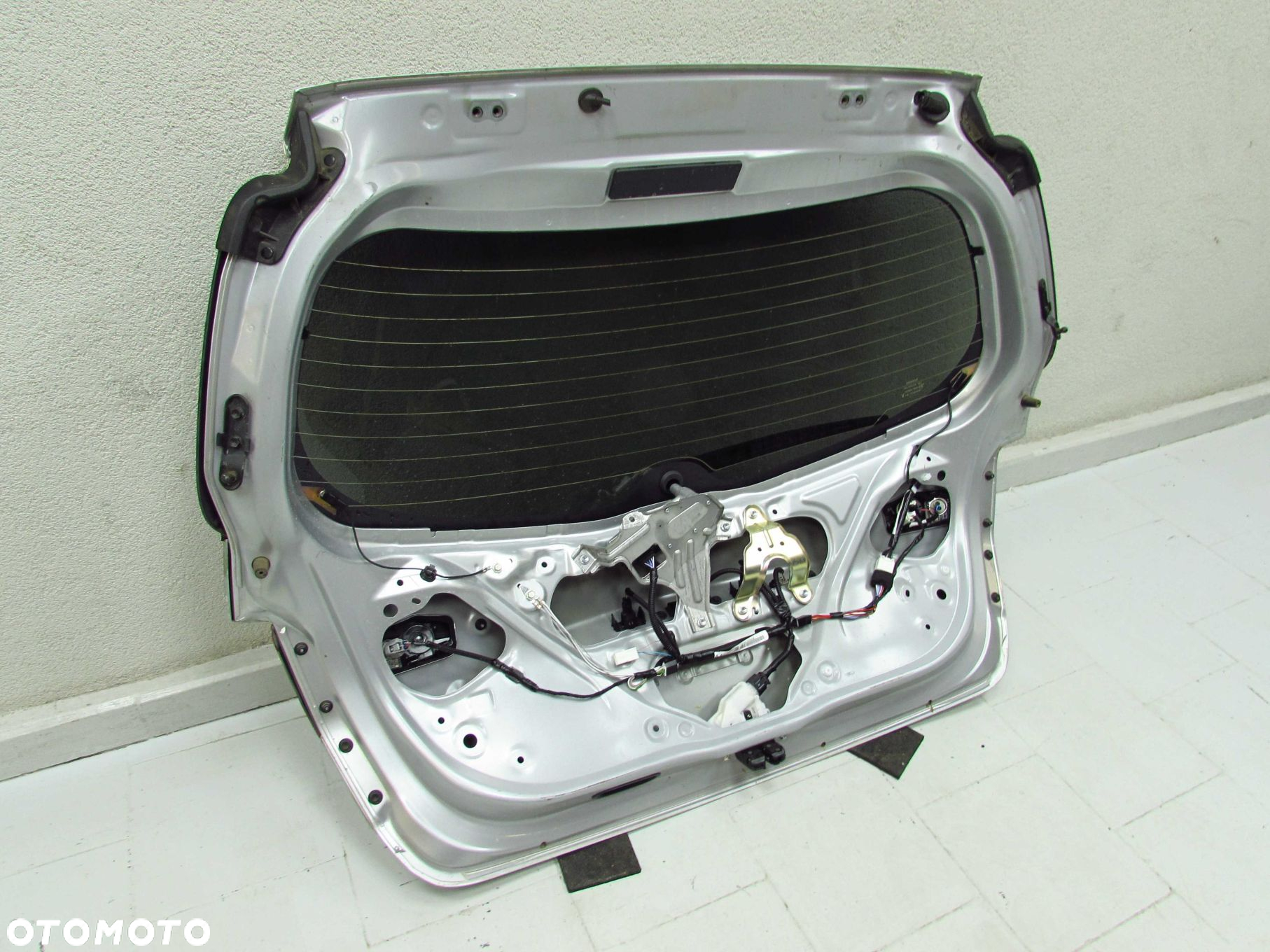 TOYOTA YARIS III LIFT 17-21 KLAPA BAGAZNIKA TYL SZYBA DO ZALOZENIA - 10