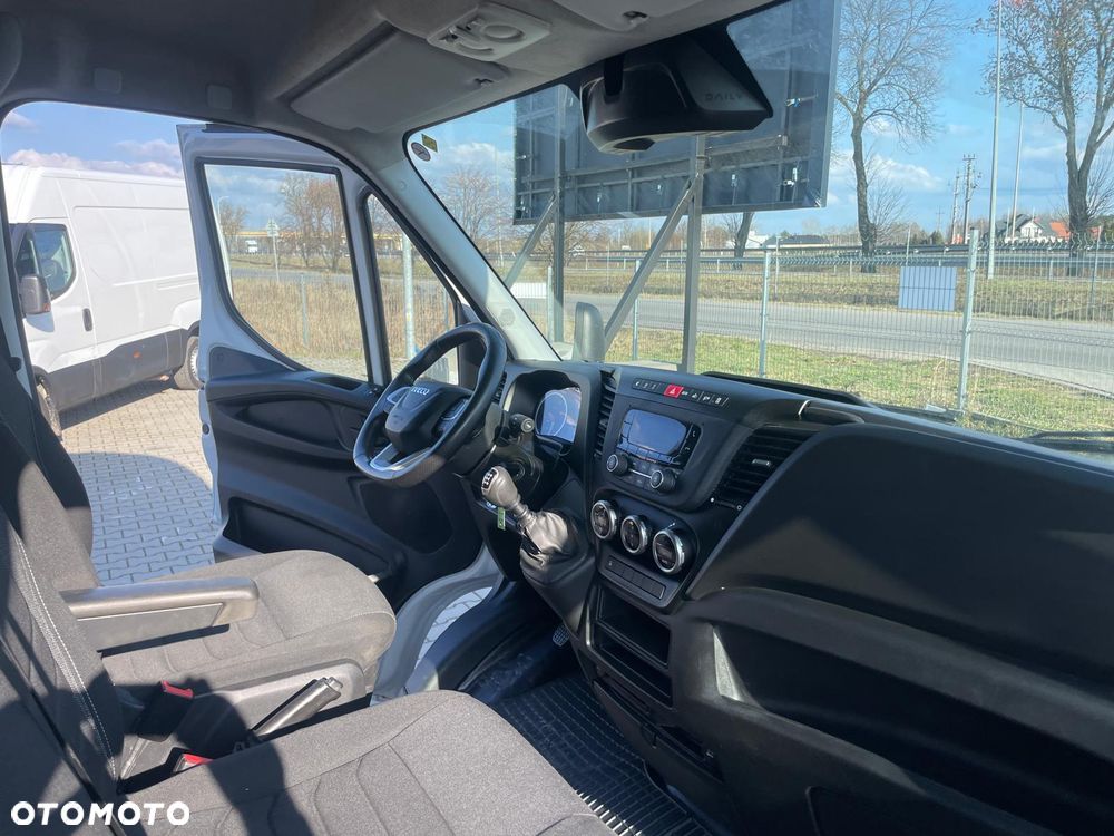 Iveco 35S18 10EP Plandeka Ledy Kabina Sypialna - 8