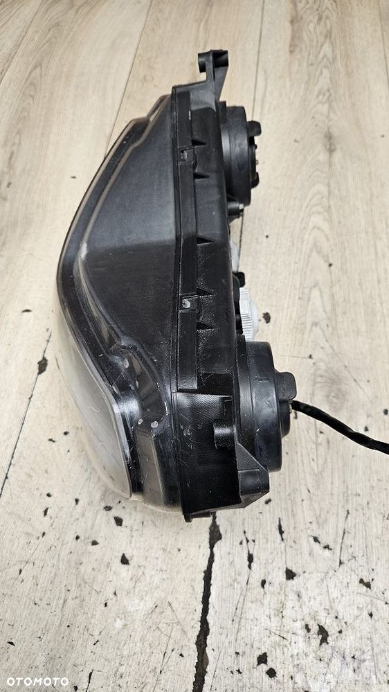Reflektor lampa Aprilia SL1000 Falco - 7