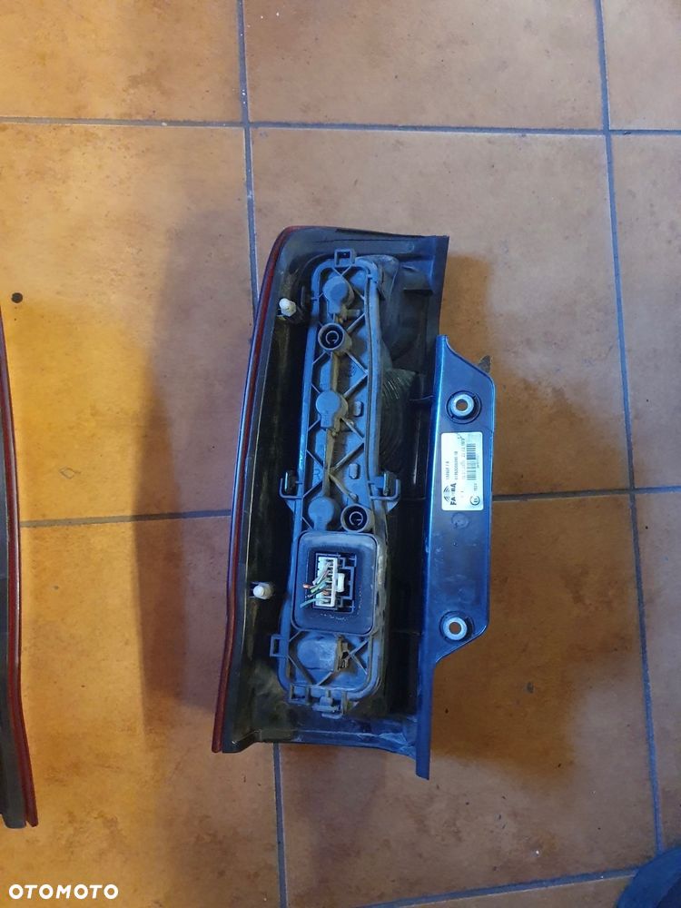 LAMPA LEWA TYŁ BIPPER QUBO NEMO - 7