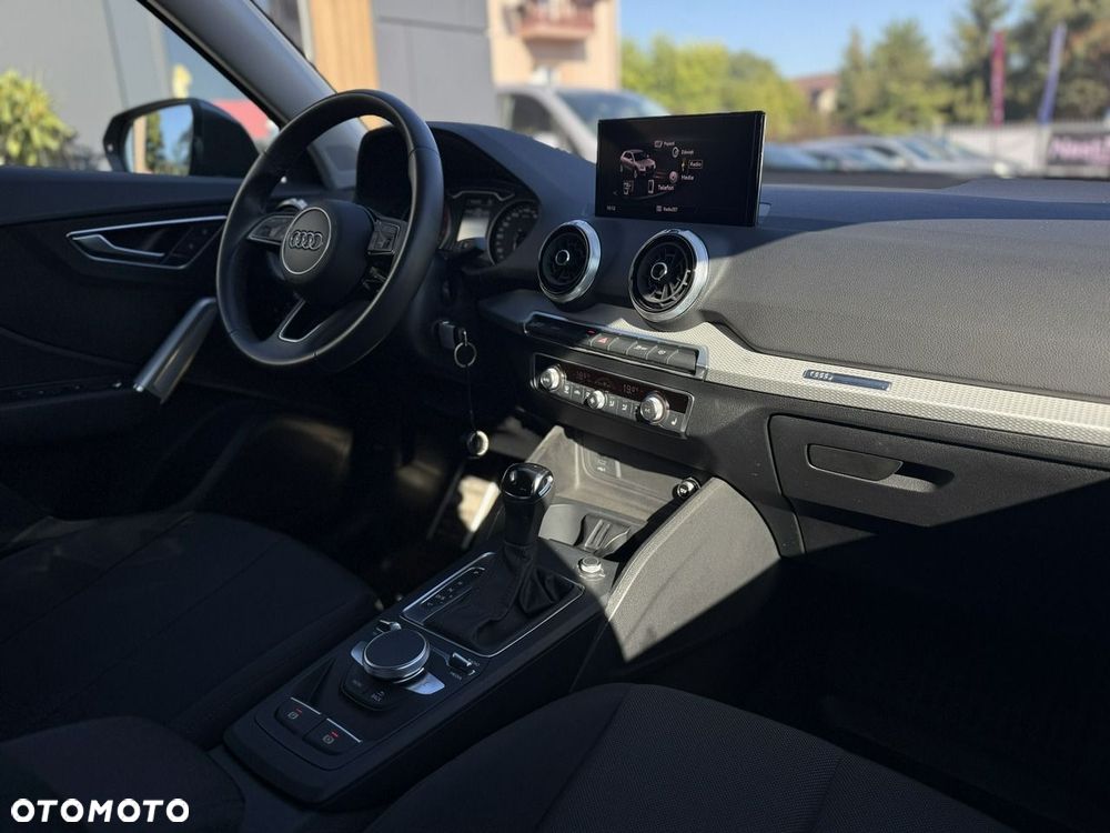 Audi Q2 35 TFSI S tronic S line - 14