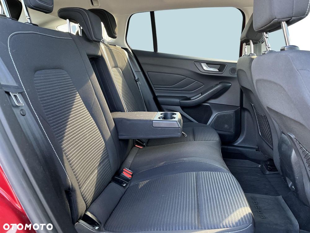 Ford Focus - 19