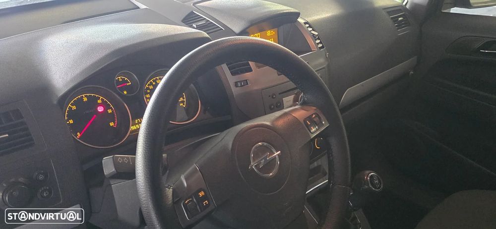 Opel Zafira 1.9 CDTI Enjoy - 12