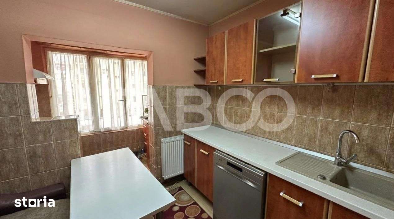 Apartament decomandat 2 camere cu Pivnita zona Valea Aurie Sibiu — fotografia 3