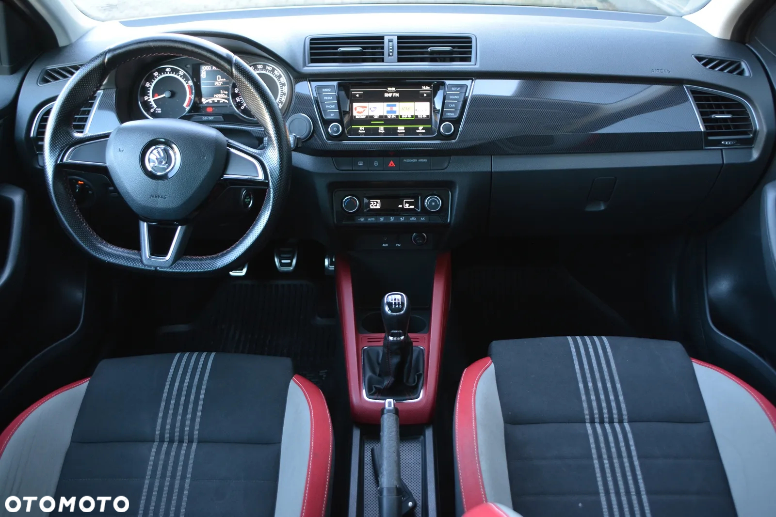 Skoda Fabia 1.2 TSI Monte Carlo - 11