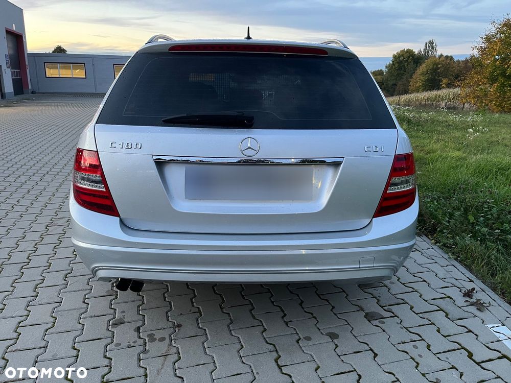 Mercedes-Benz Klasa C 220 CDI 7G-TRONIC Edition - 12