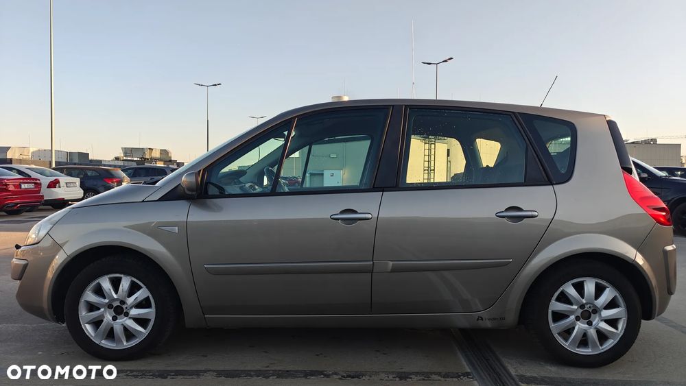 Renault Scenic 1.6 16V Expression - 1