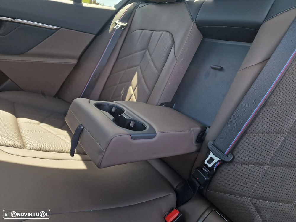 BMW 550 e xDrive Pack Desportivo M Pro - 20