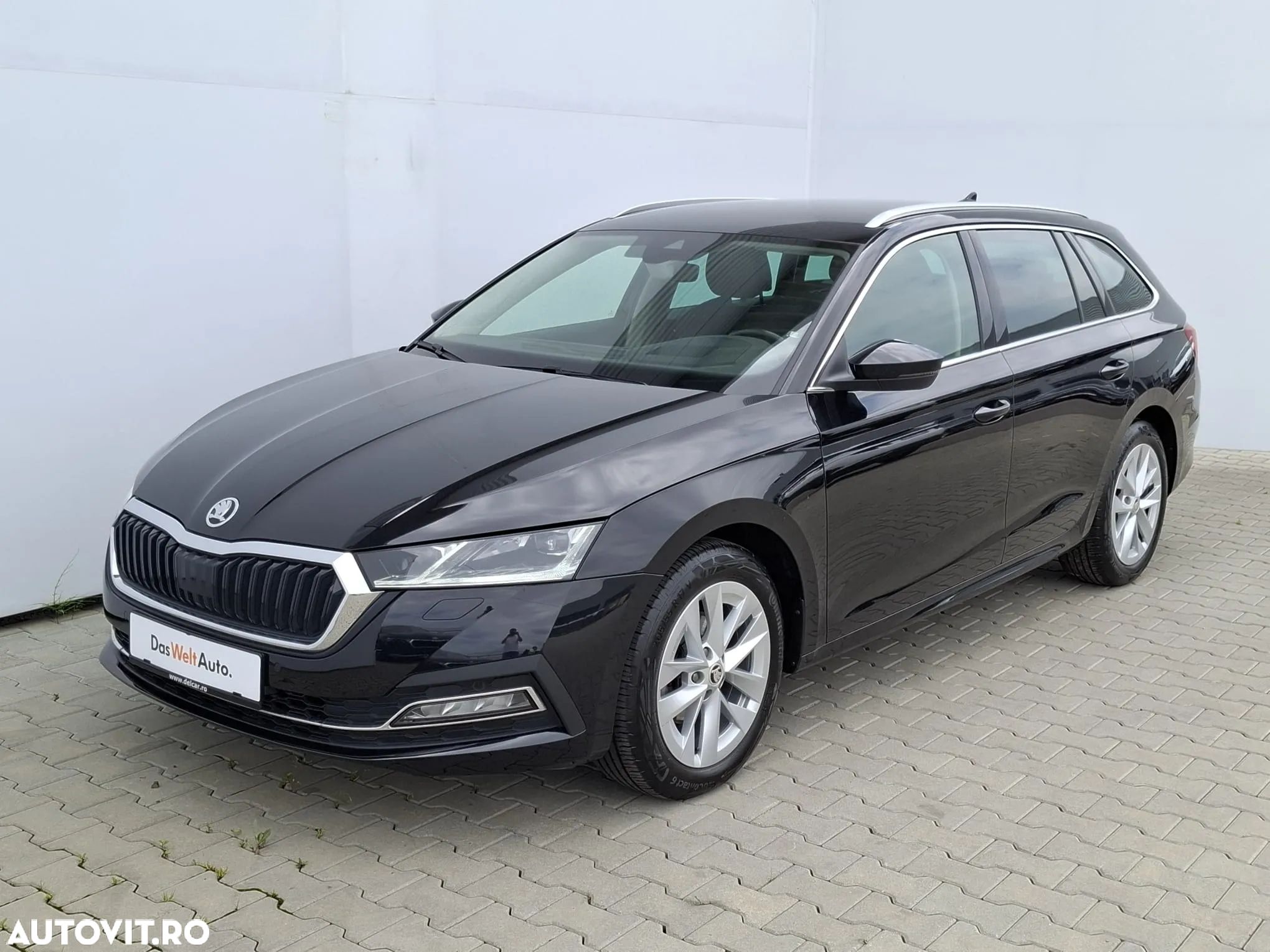 Skoda Octavia 2.0 TDI DSG Style - 1