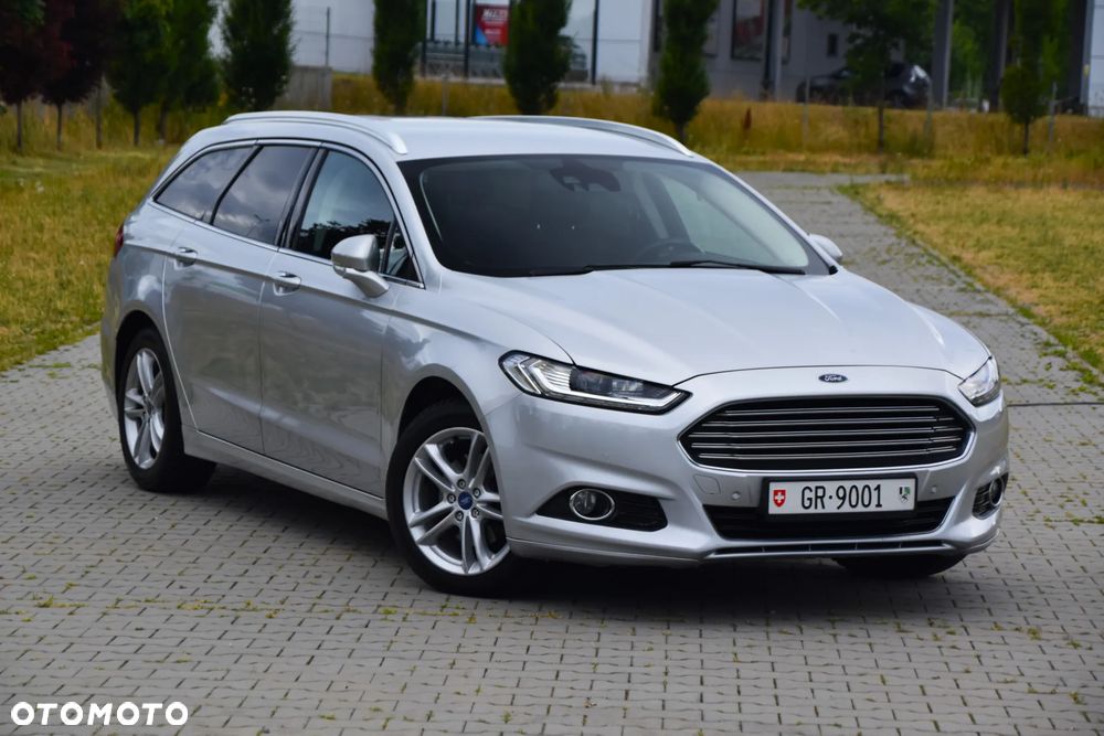 Ford Mondeo SW 2.0 TDCi ECOnetic Start-Stop Titanium - 39