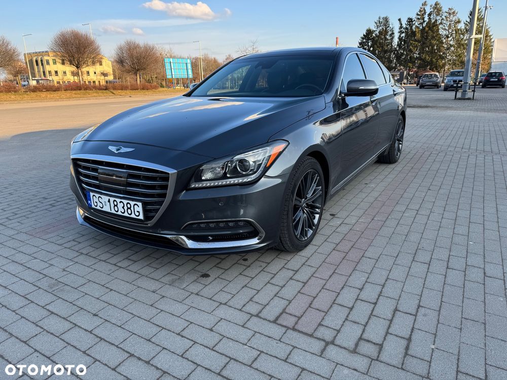 Hyundai Genesis - 4