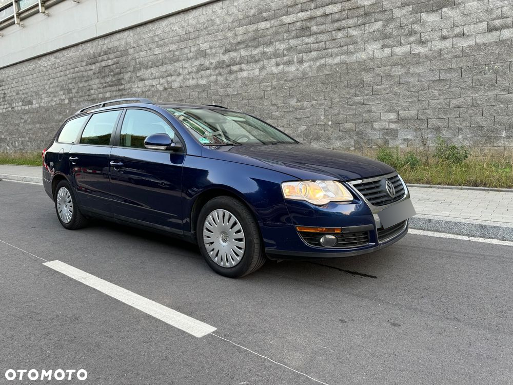 Volkswagen Passat - 16