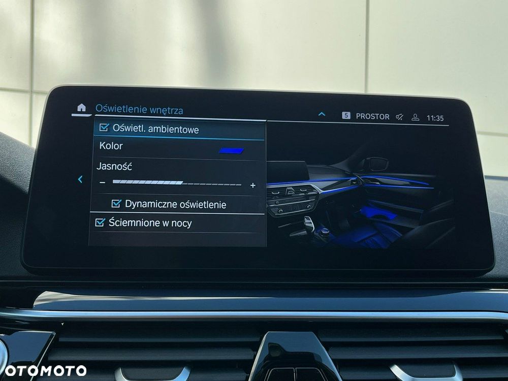 BMW Seria 5 530e Luxury Line - 37