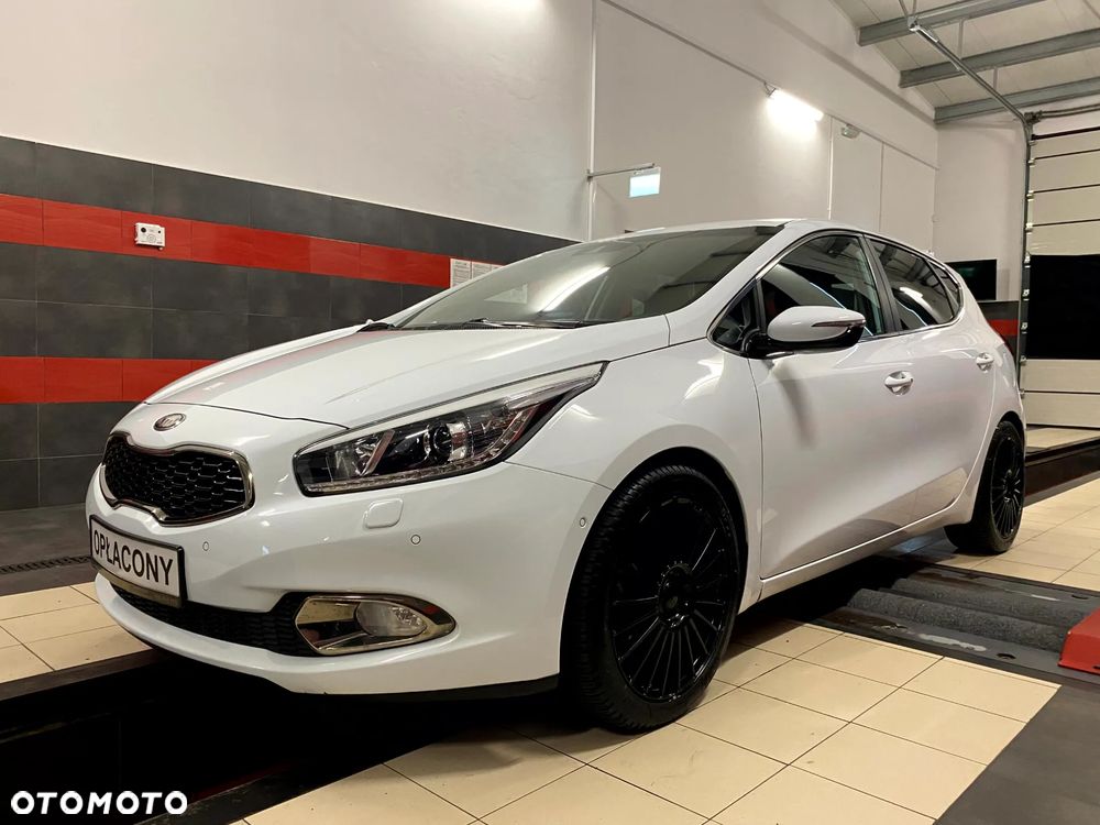 Kia Ceed 1.6 GDI Platinum Edition - 3