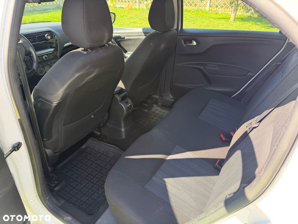 Peugeot 301 1.6 VTi Allure - 6