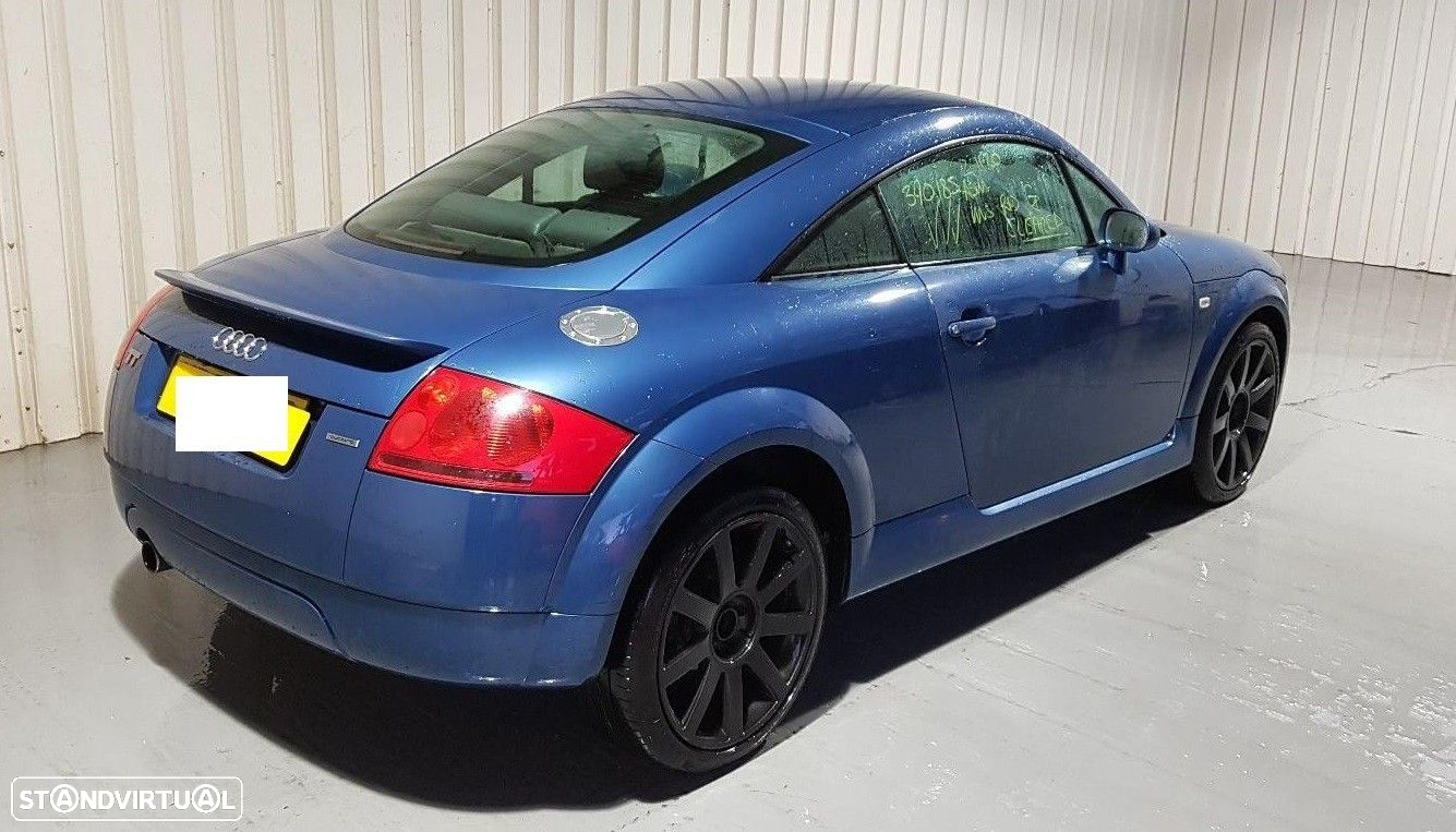 Audi TT 1.8i Quattro 4WD de 2002 disponível para peças - 3