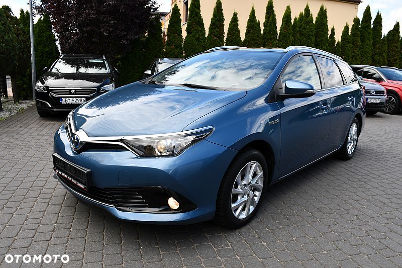 Toyota Auris 1.8 HSD Prestige - 27