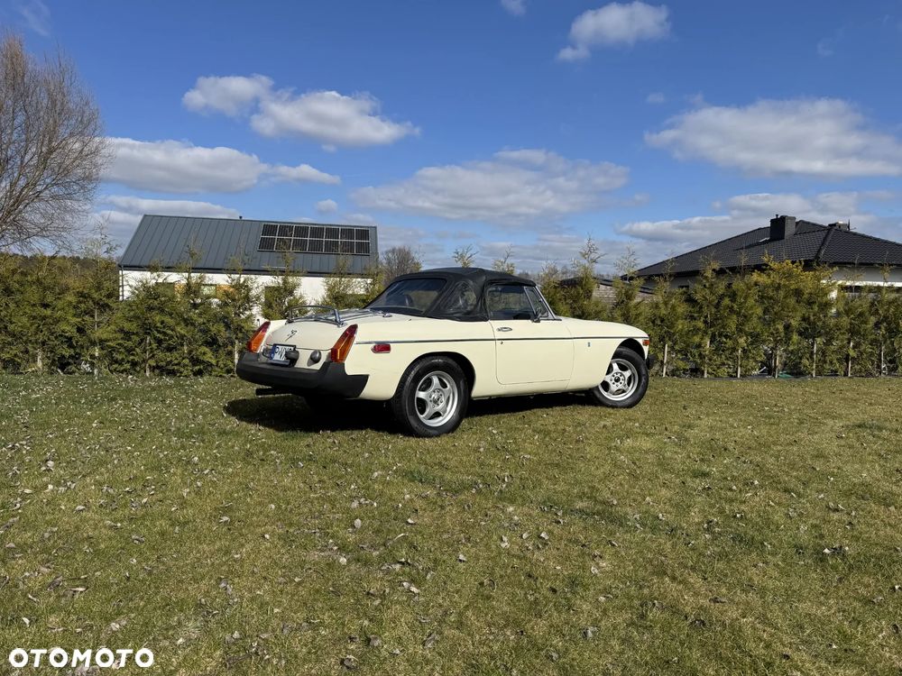 MG MGB - 39