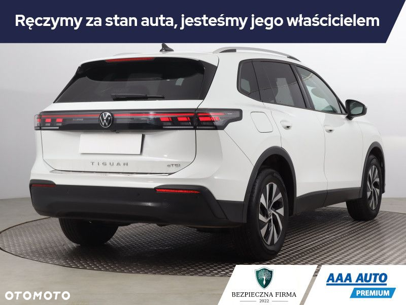 Volkswagen Tiguan - 6