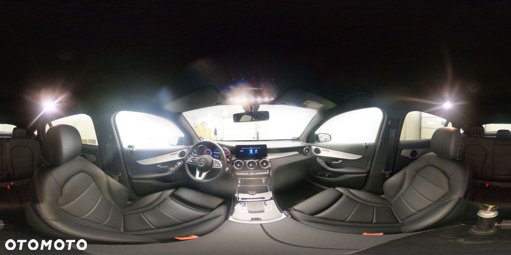 Mercedes-Benz GLC 250 4-Matic - 24