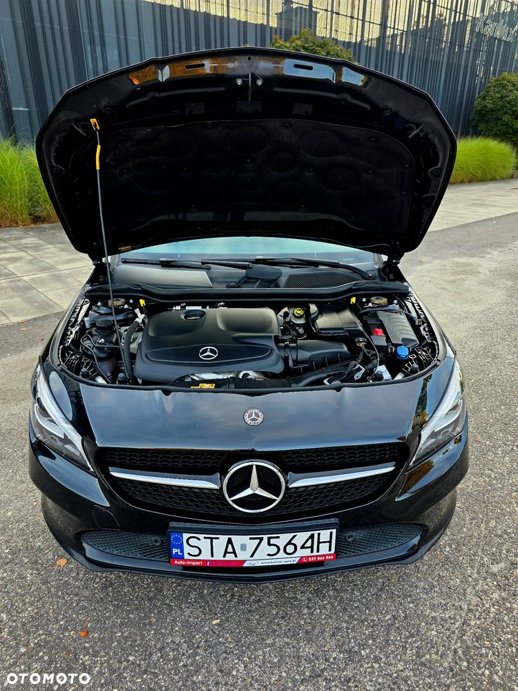 Mercedes-Benz CLA 200 Urban - 5