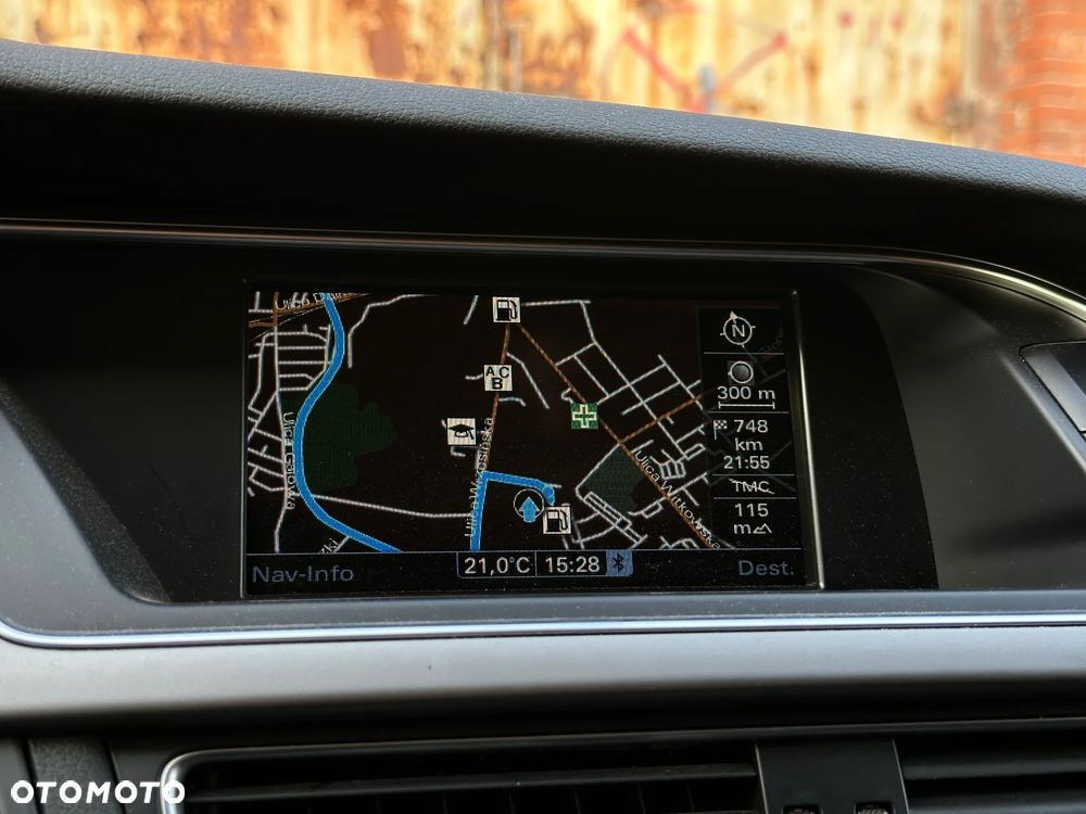 Audi A4 Avant 2.0 TDI Quattro S tronic - 13