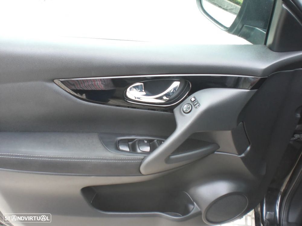 Nissan Qashqai 1.5 dCi Tekna Premium 17 129g - 14