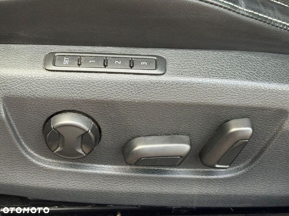 Skoda Superb 2.0 TSI L&K DSG - 12