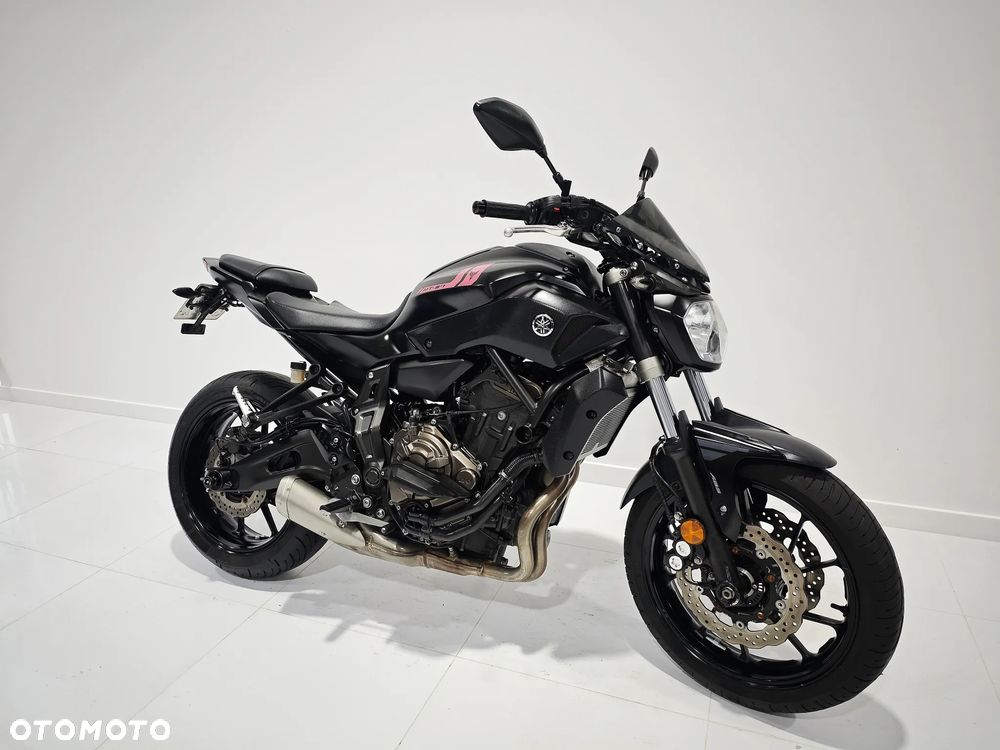 Yamaha MT - 2