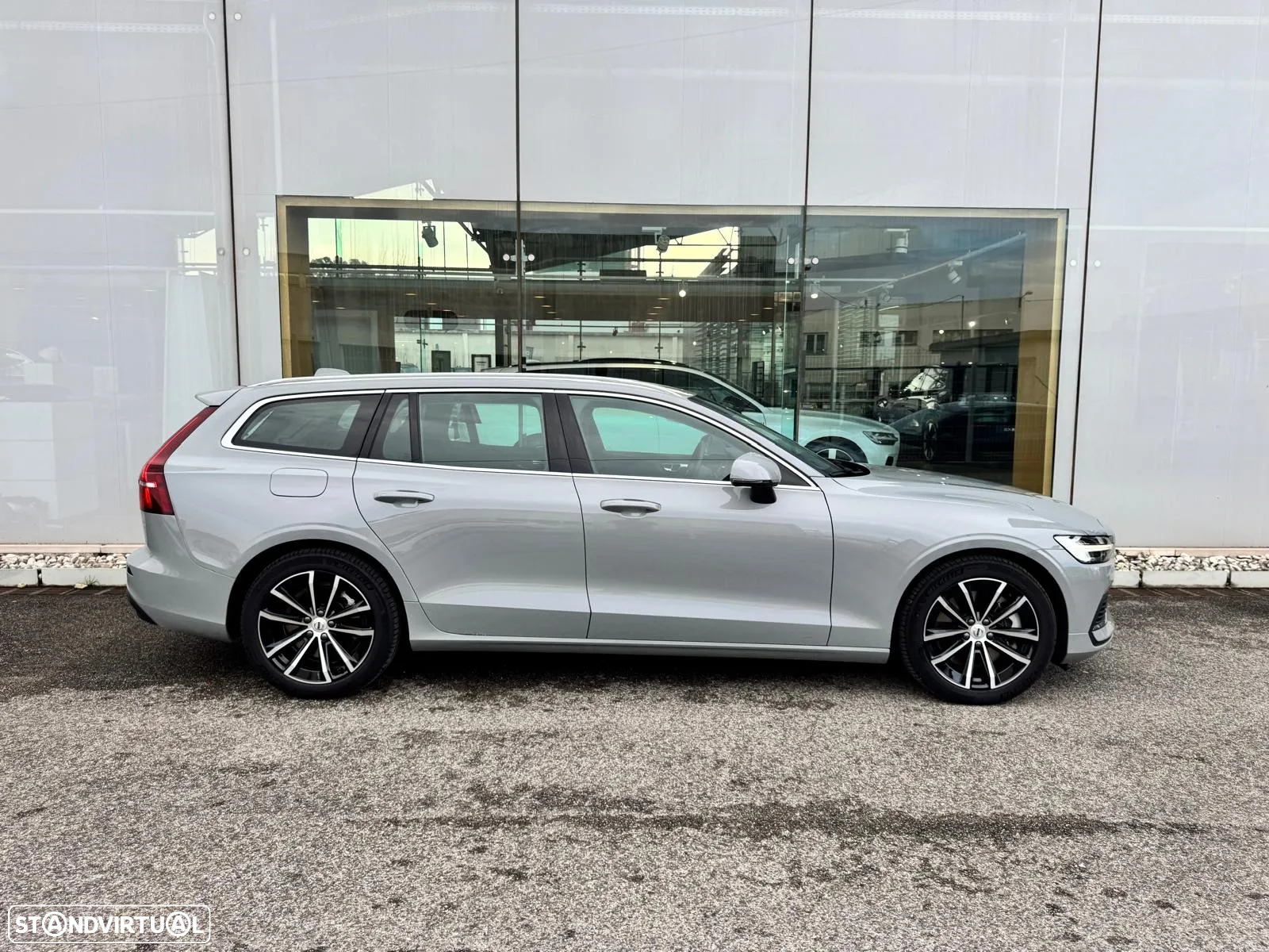 Volvo V60 2.0 T6 AWD TE Core - 11