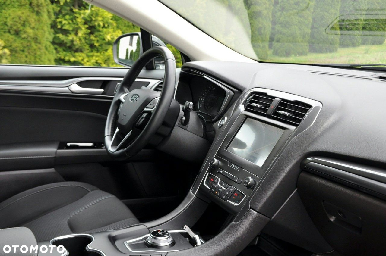 Ford Mondeo - 18