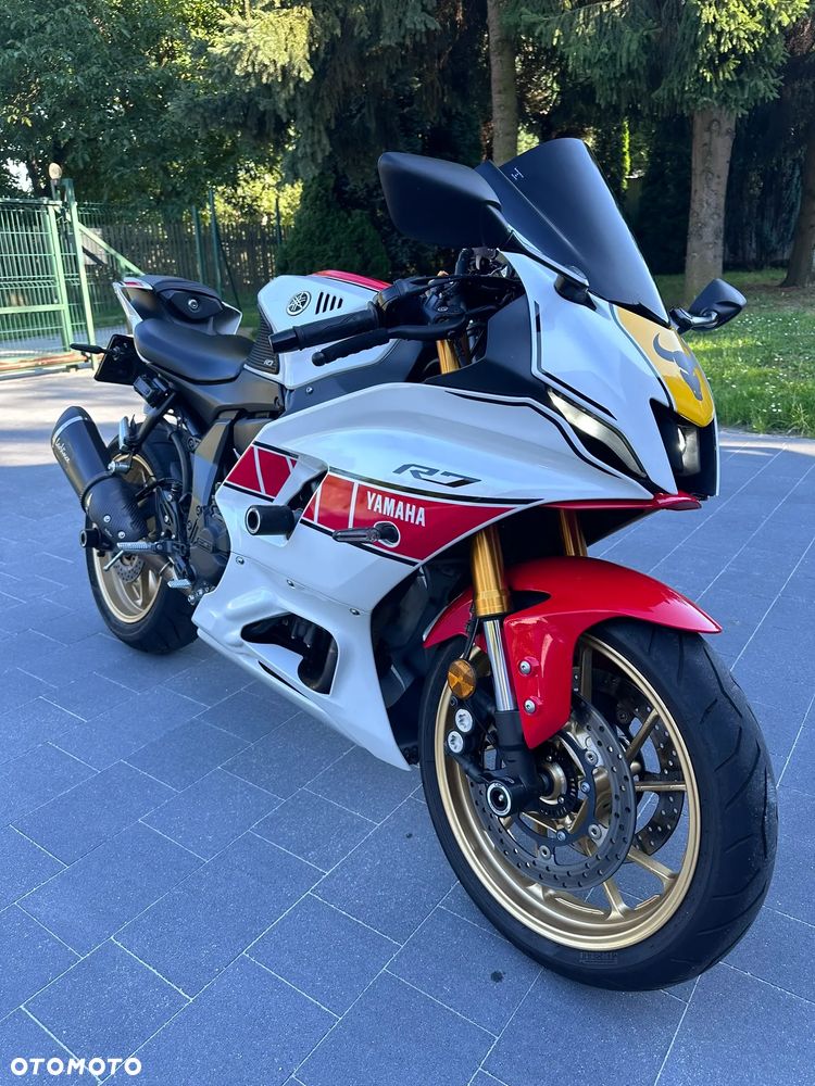 Yamaha R7 - 22