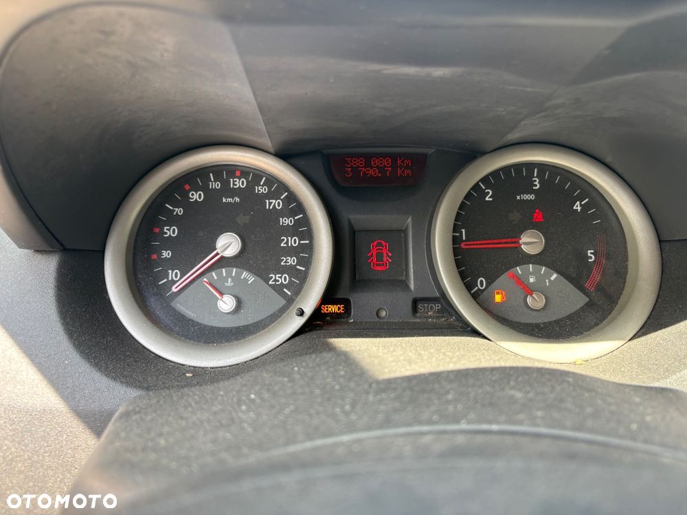 Renault Megane 1.5 dCi Confort Authentique - 6