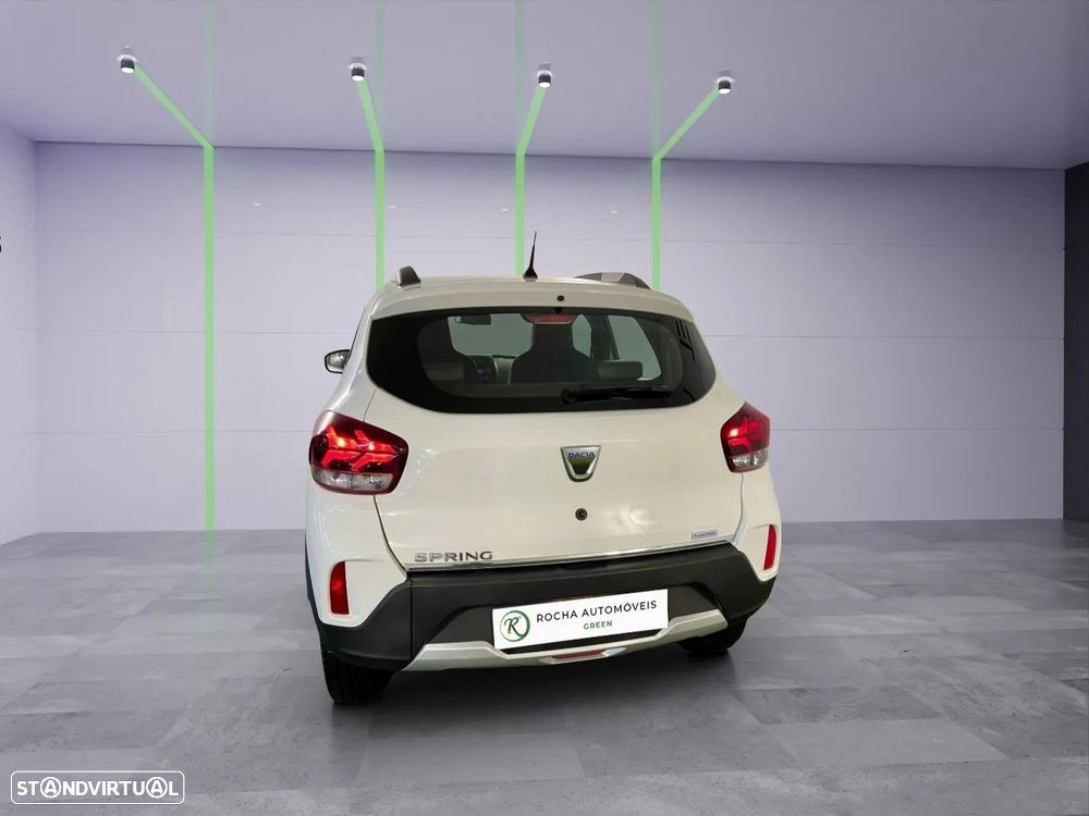 Dacia Spring - 4