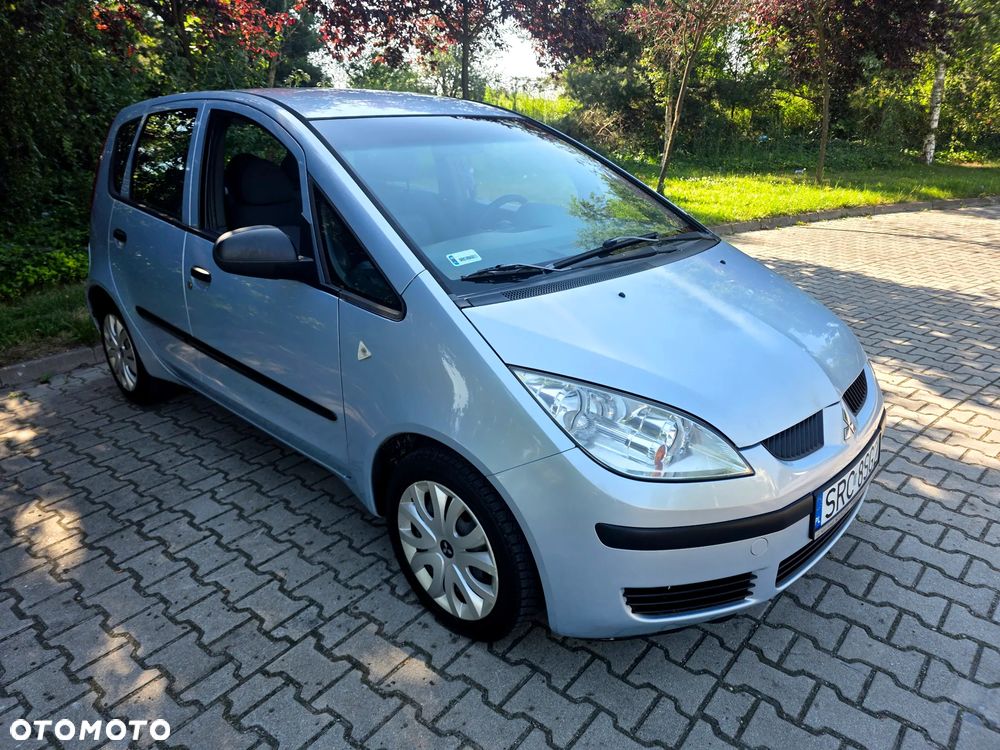 Mitsubishi Colt 1.1 Invite Edition Gold - 2