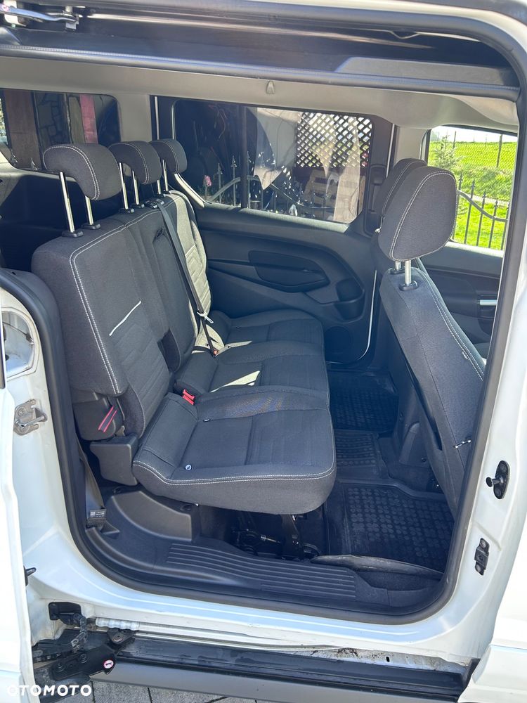 Ford Tourneo Connect 1.5 TDCi Titanium - 6