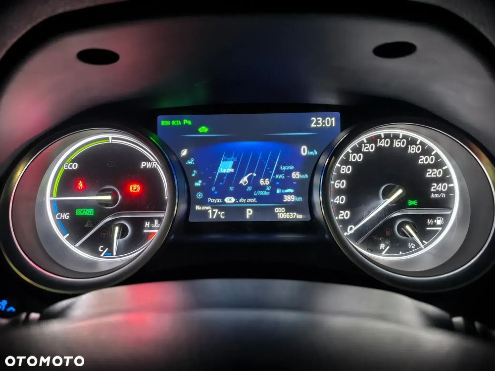 Toyota Camry 2.5 Hybrid Executive CVT - 10