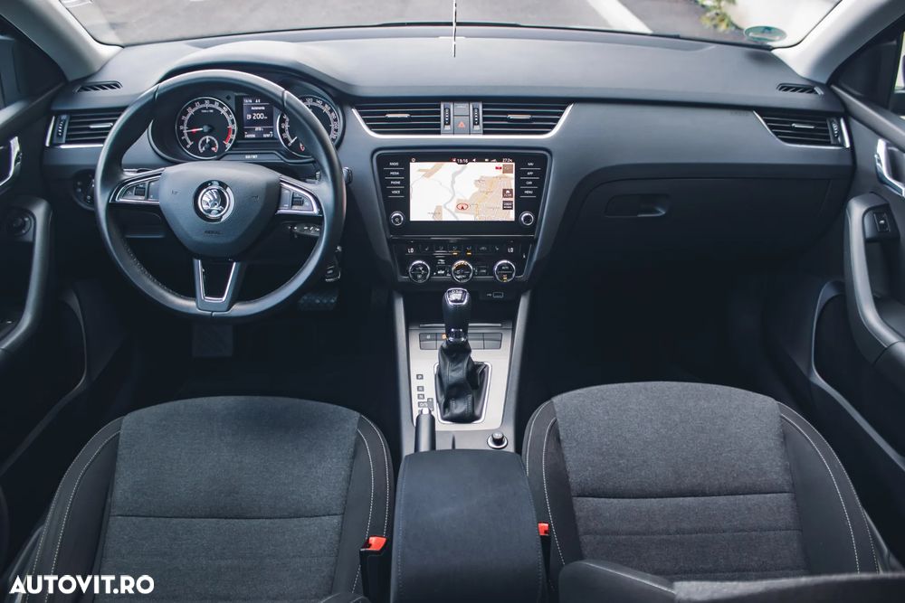 Skoda Octavia 2.0 TDI DSG Soleil - 5