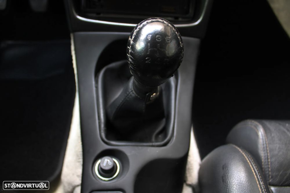 Alfa Romeo GTV 2.0 V6 TB - 39