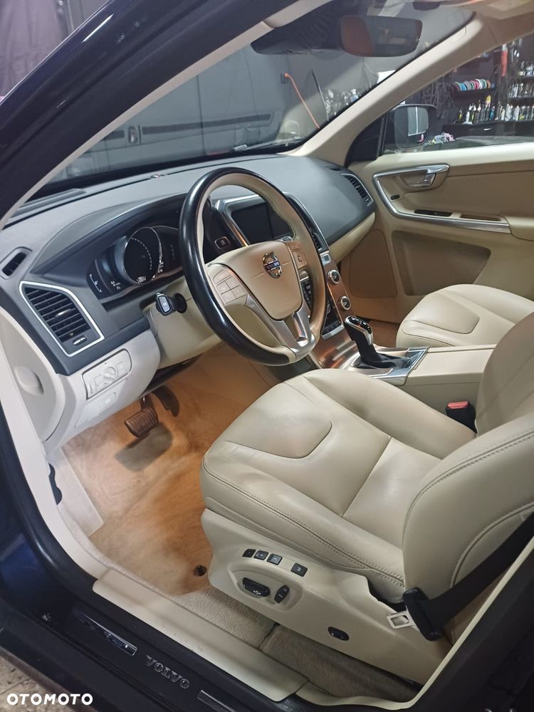 Volvo XC 60 - 11