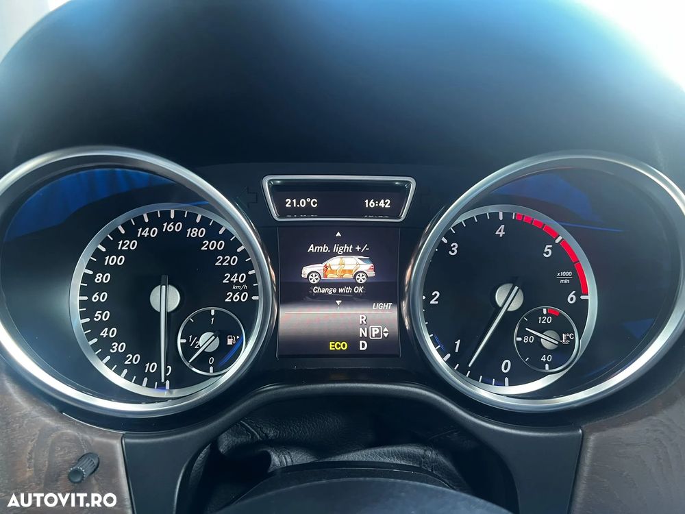 Mercedes-Benz ML 350 BlueTec 4MATIC Aut - 20
