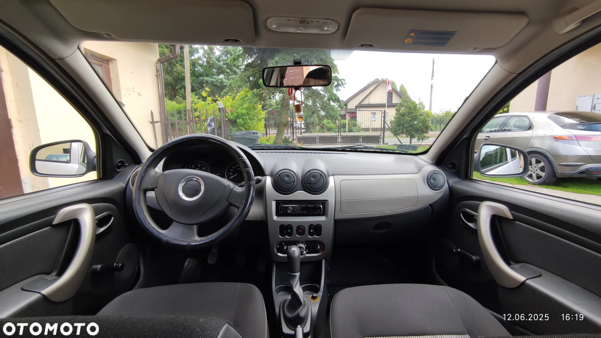 Dacia Sandero 1.2 16V 75 Ambiance - 13
