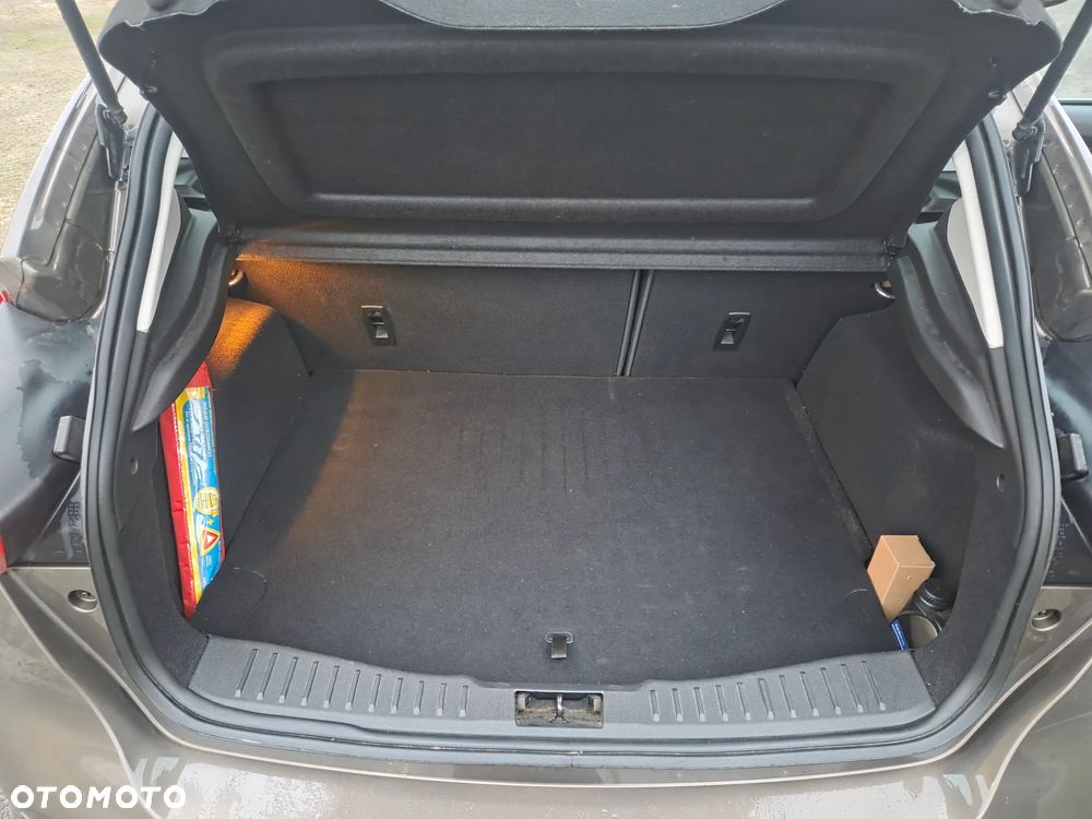 Ford Focus 1.0 EcoBoost Titanium - 11
