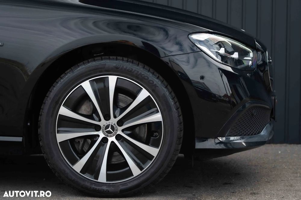 Mercedes-Benz E 300 de 4Matic 9G-TRONIC Avantgarde - 22