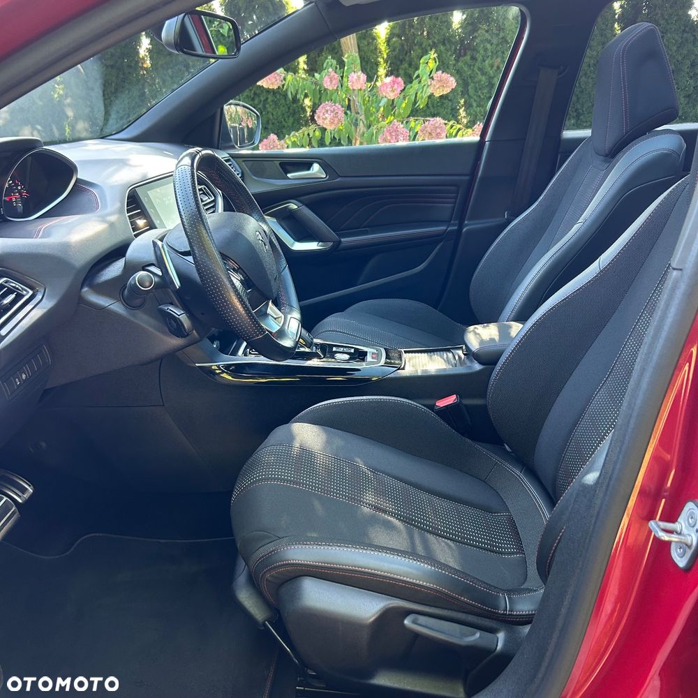 Peugeot 308 1.2 PureTech GPF GT Pack S&S EAT8 - 14