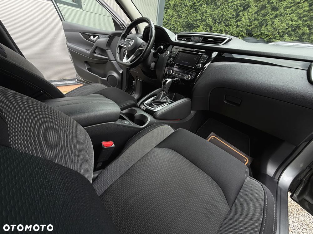 Nissan Qashqai 1.3 DIG-T N-Connecta DCT - 15